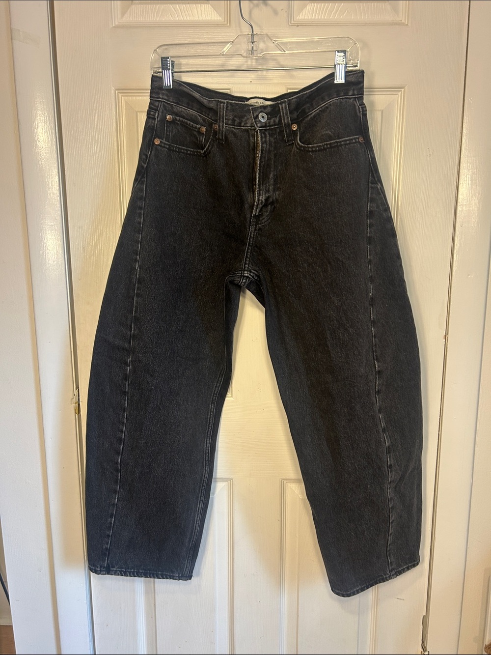 Abercrombie & Fitch Curve Love Barrel Jeans - Black